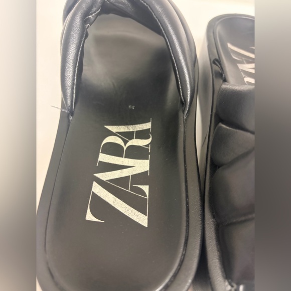 ZARA black Faux Leather Puffer Strappy Platform Slides Sandals size EU 39 - Picture 5 of 13